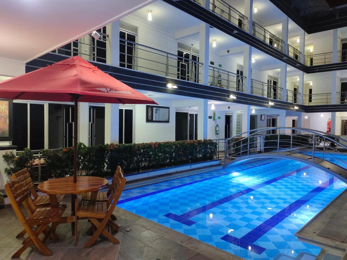 Confort Plaza Hotel Villavicencio Eksteriør bilde